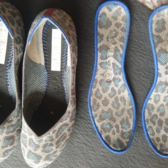 Rothy's Gray Blue Leopard Flat Size 9 (retired) - Picture 4 of 5